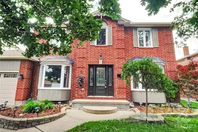 1316 TURNER Crescent, Orleans - Cumberland and Area, ON K1E 2Y4