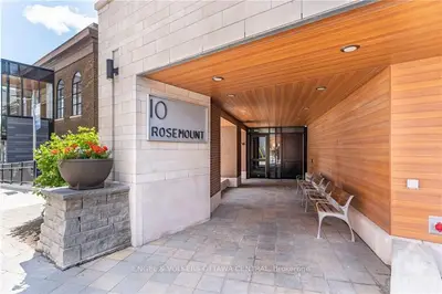10 ROSEMOUNT Avenue 211, West Centre Town, ON K1Y 1P4