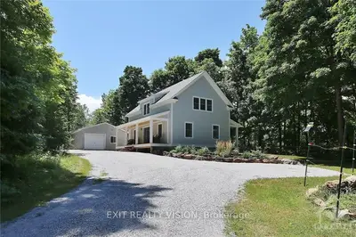 209 BURKE Lane, Tay Valley, ON K0H 2B0