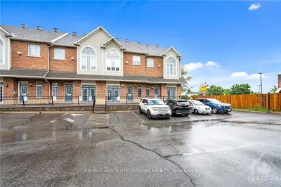 107 GATESTONE, Beacon Hill North - South and Area, ON K1J 1K5