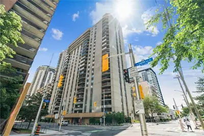 470 LAURIER Avenue W 306, Ottawa Centre, ON K1R 7W9