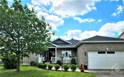10 ROCHELLE Drive, Stittsville - Munster - Richmond, ON K0A 2Z0