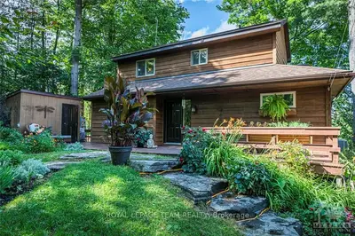 3819 ARMITAGE Avenue, Constance Bay - Dunrobin - Kilmaurs - Woodlawn, ON K0A 1T0