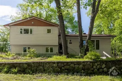 125 SPINNAKER Way, Constance Bay - Dunrobin - Kilmaurs - Woodlawn, ON K0A 3M0