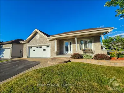400 QUARTZ Avenue, Clarence-Rockland, ON K4K 0C7