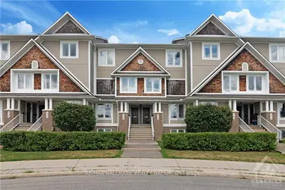 560 LAKERIDGE Drive, Orleans - Cumberland and Area, ON K4A 0H5