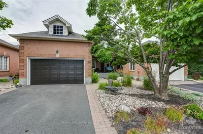 65 EILEEN Crescent, Stittsville - Munster - Richmond, ON K2S 1X1