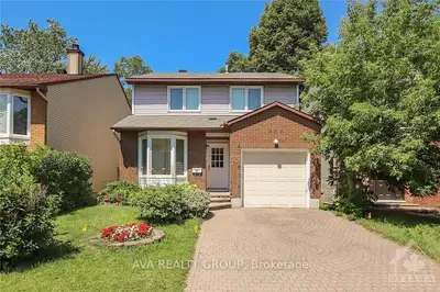 966 ALENMEDE Crescent, Britannia Heights - Queensway Terrace N and Area, ON K2B 8K5