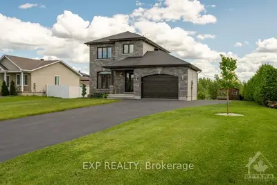 403 DENIS Street, Alfred and Plantagenet, ON K0A 3K0