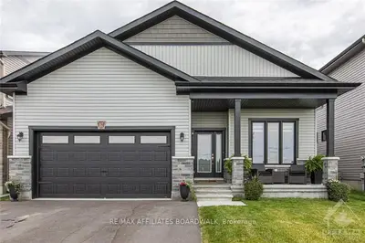 167 HICKSTEAD Way, Stittsville - Munster - Richmond, ON K2S 0Z7