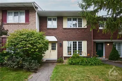 1053 Meadowlands Drive, Mooneys Bay - Carleton Heights and Area, ON K2C 0K5
