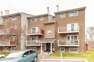 1589 St Bernard Street 301, Blossom Park - Airport And Area, On K1t 3h5