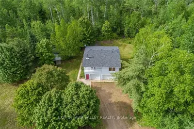 715 ARBOR VITAE Road, Madawaska Valley, ON K0J 1B0