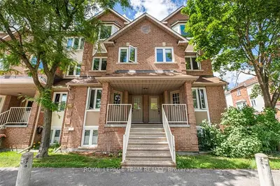 193 BRISTON, Hunt Club - South Keys and Area, ON K1G 5R3