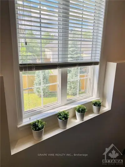 362 Aldworth, Stittsville - Munster - Richmond, On K2s 0m9