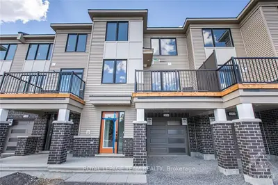 2086 LEINSTER Circle, Stittsville - Munster - Richmond, ON K2S 2Z5