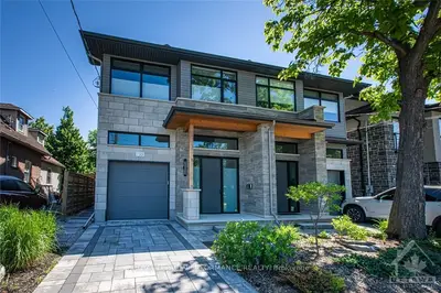135 CARLETON Avenue, Tunneys Pasture and Ottawa West, ON K1Y 0J2