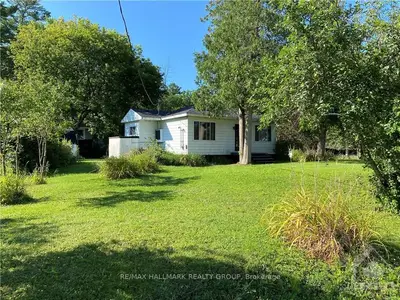 2984 LEO Lane, Orleans - Cumberland and Area, ON K4C 1A8