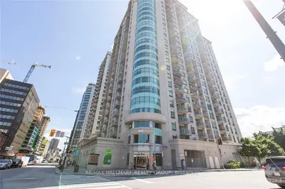 200 RIDEAU Street 512, Lower Town - Sandy Hill, ON K1N 5Y1