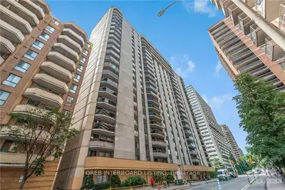 470 LAURIER Avenue W 1409, Ottawa Centre, ON K1R 7W9