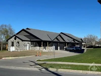 1115 Millwood Avenue, Brockville, ON K6V 0E6