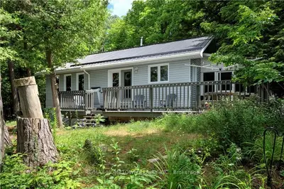 32 BUCK, Leeds and the Thousand Islands, ON K0E 1B0