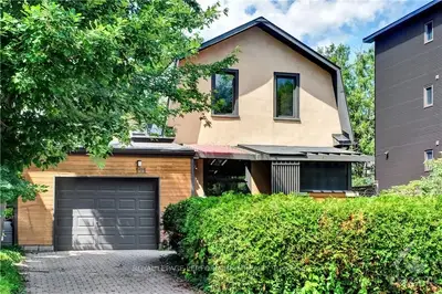 121 QUEEN MARY Street, Overbrook - Castleheights and Area, ON K1K 1X4