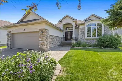 198 LACROIX Avenue, Orleans - Cumberland and Area, ON K1E 1K2