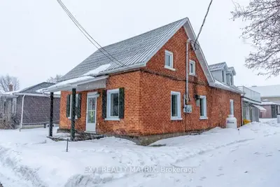 1050 LABROSSE Street, Hawkesbury, ON K0B 1P0