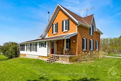 28 Sunnyside Road, Rideau Lakes, On K0g 1x0