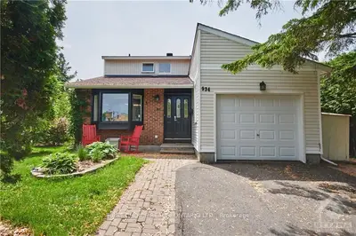 934 BEAUCLAIRE Drive, Orleans - Convent Glen and Area, ON K1C 2J3