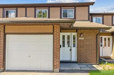 3307 HOGARTH Avenue, Blossom Park - Airport and Area, ON K1T 1S6