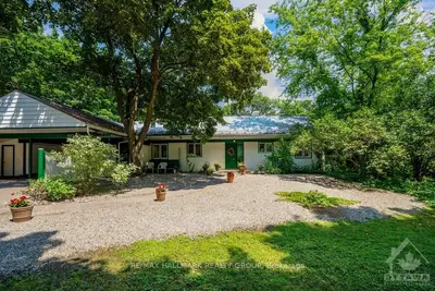 623 BLAIR Road, Beacon Hill North - South and Area, ON K1J 7M3