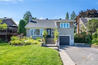 586 CORONATION Avenue, Alta Vista and Area, ON K1G 0M4