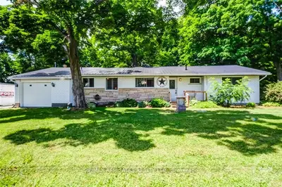 4084 TALBOT Street, Greely - Metcalfe - Osgoode - Vernon and Area, ON K0A 3J0