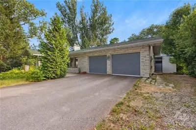 1668 RIVER Road, Manotick - Kars - Rideau Twp and Area, ON K4M 1B4