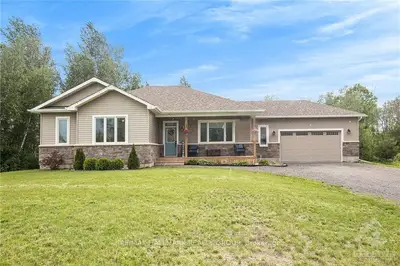 108 STIRLING Crescent, North Grenville, ON K0G 1J0