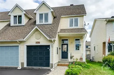 1806 HENNESSY Crescent, Orleans - Cumberland and Area, ON K4A 3X8