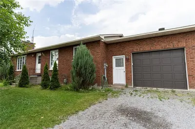 157 MUD LAKE Road, Laurentian Valley, ON K8A 6W4