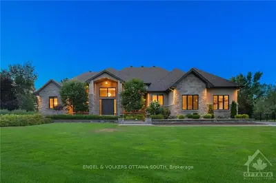 1470 EL PASEO Court, Greely - Metcalfe - Osgoode - Vernon and Area, ON K4P 0C4