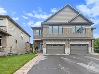 128 PORTER Street, Stittsville - Munster - Richmond, ON K2S 2L5