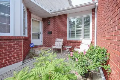 11 LEYLAND, Hunt Club - Windsor Park Village and Area, ON K1V 0X8