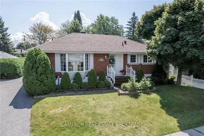 39 Johnson Crescent, South Stormont, On K0c 1p0