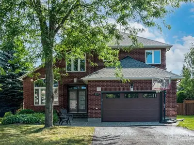 820 COVEHEAD Crescent, Blossom Park - Airport and Area, ON K1V 1M3