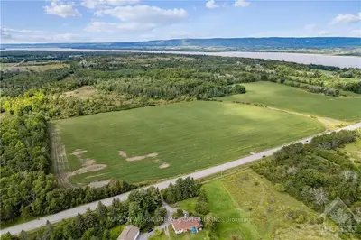 325 Thomas A Dolan Parkway, Constance Bay - Dunrobin - Kilmaurs - Woodlawn, On K0a 1t0