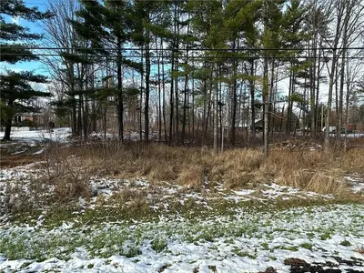5118 Calabogie Road, Greater Madawaska, On K0j 1h0