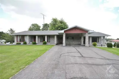 2378 DEVINE Road, Orleans - Cumberland and Area, ON K0A 3H0