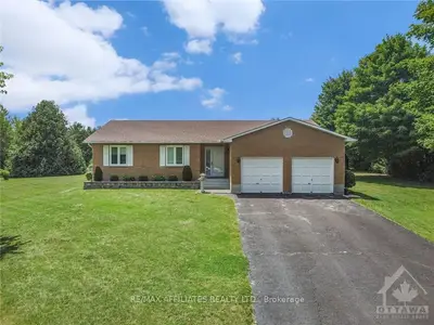 330 DONOGHUE Road, North Grenville, ON K0G 1S0