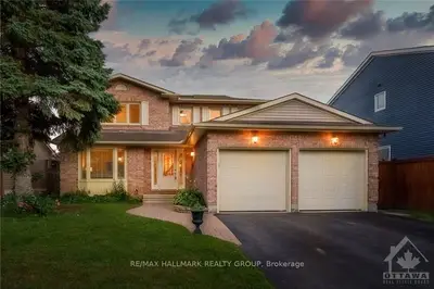 1752 WINDFLOWER Way, Orleans - Convent Glen and Area, ON K1C 5Y5