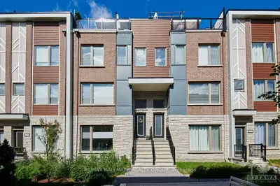 207 Makadewa, Manor Park - Cardinal Glen And Area, On K1k 4z8
